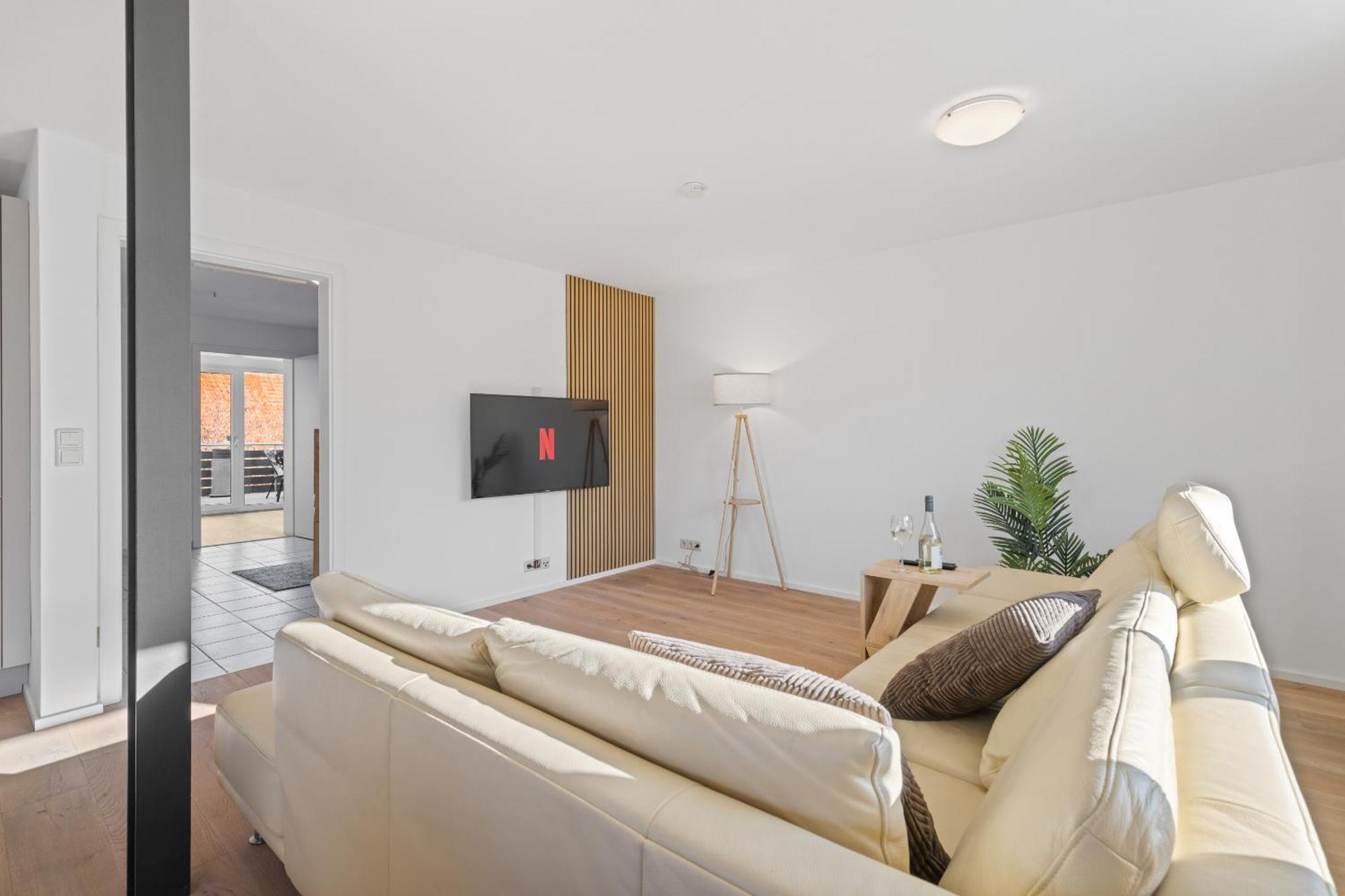 Goldcream Suites - Modern - Netflix - Free Parking Günzburg Exterior foto