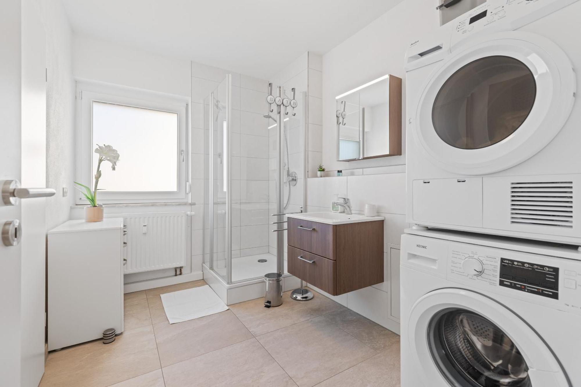 Goldcream Suites - Modern - Netflix - Free Parking Günzburg Exterior foto